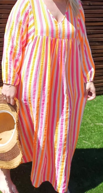 
                      
                        Robe longue fluo
                      
                    